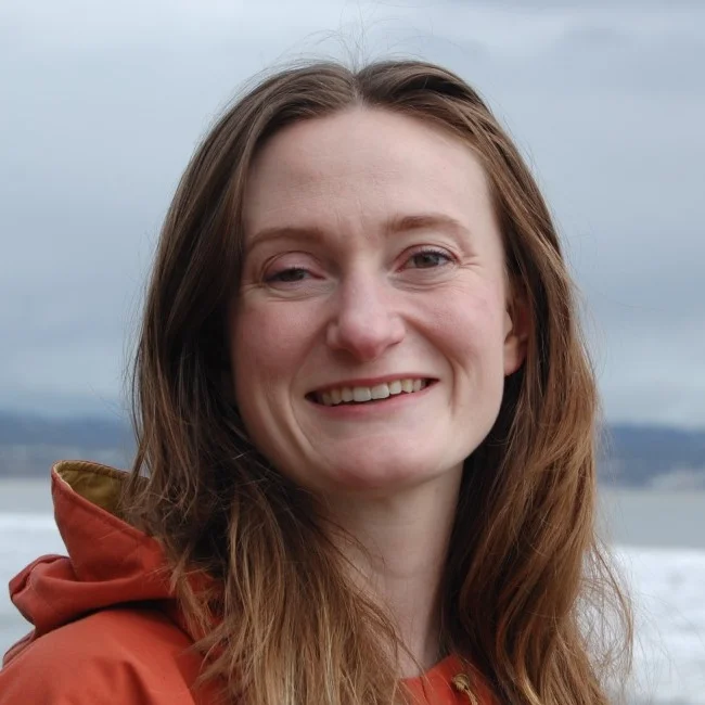 Elissa Welle headshot