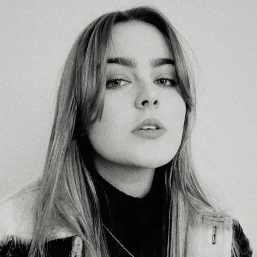 Georgia Weir headshot