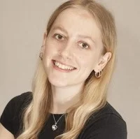 Isobel Turner headshot