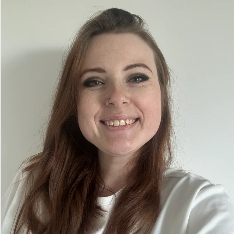 Leah Kelly headshot