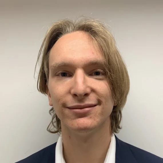 Wiliam Hunter headshot